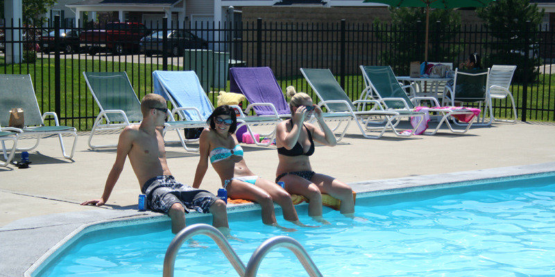 Pool | Ravines at Waggoner Park Condos