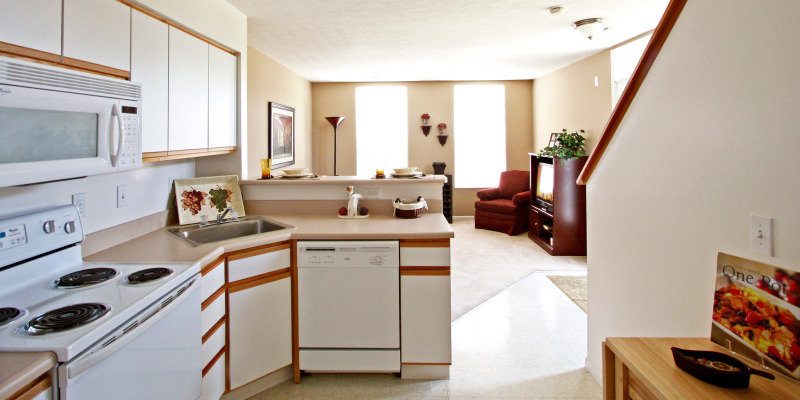 Kitchen | Villages at Waggoner Park Apartments