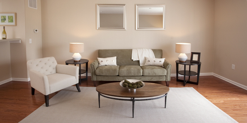 Living Room | Preserve Crossing Apartments Gahanna, OH